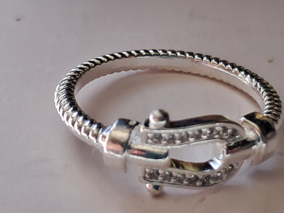 Anillo Hebilla Elegante