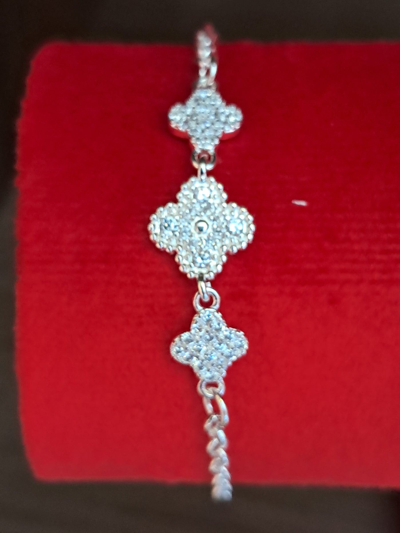 Tres Tréboles con Circonitas