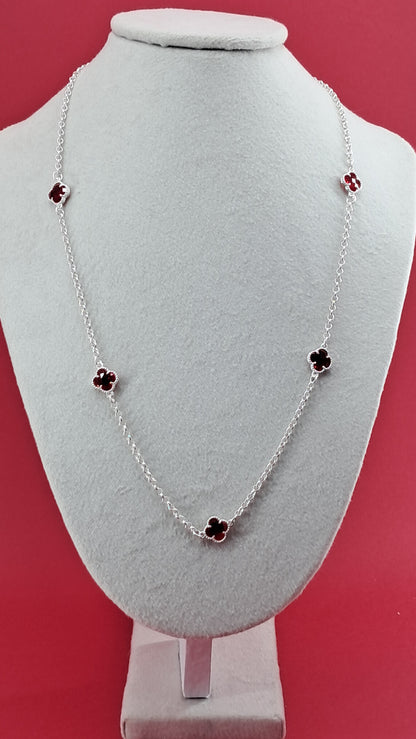 Collar “Trébol Rojo”