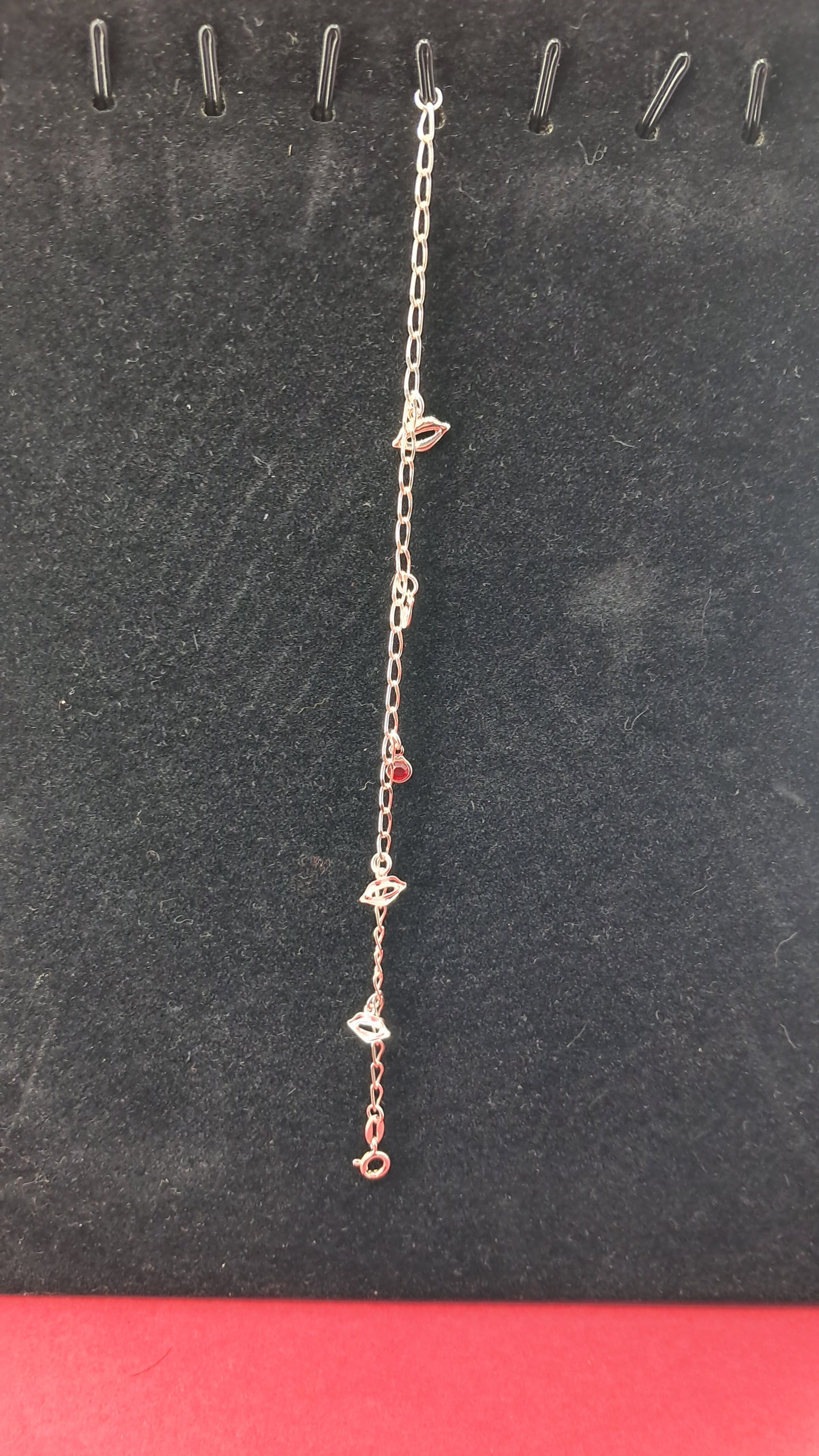Pulsera Bocas con Detalle Rojo en Plata 925