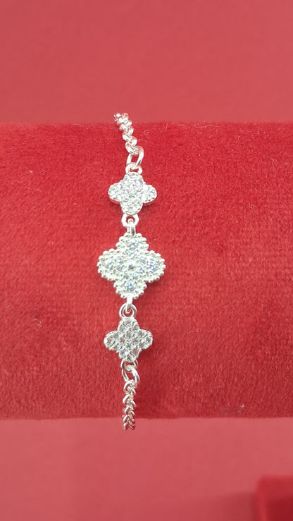 Tres Tréboles con Circonitas