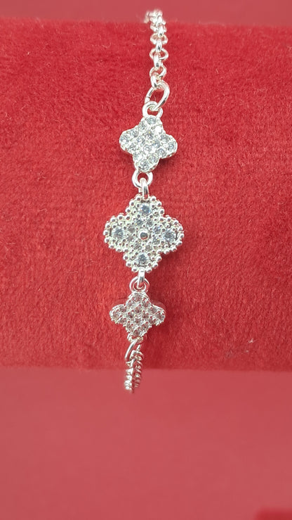 Tres Tréboles con Circonitas