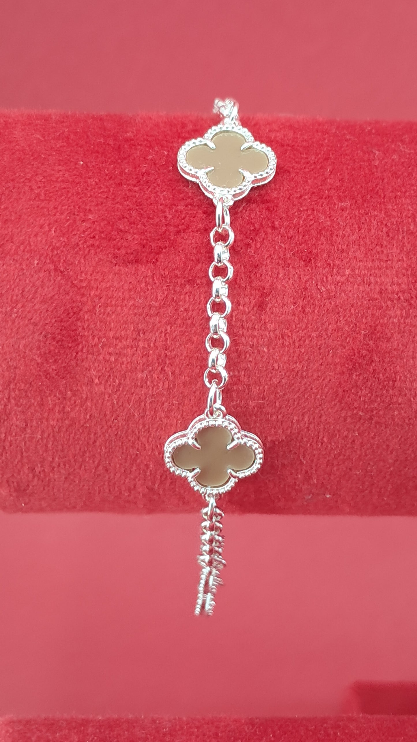 Pulsera trébol marrón cuarzo en plata 925 – 20 cm, 4 g