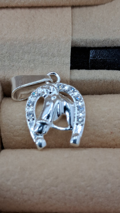 Dije Herradura & Caballo Brillante – Plata 925