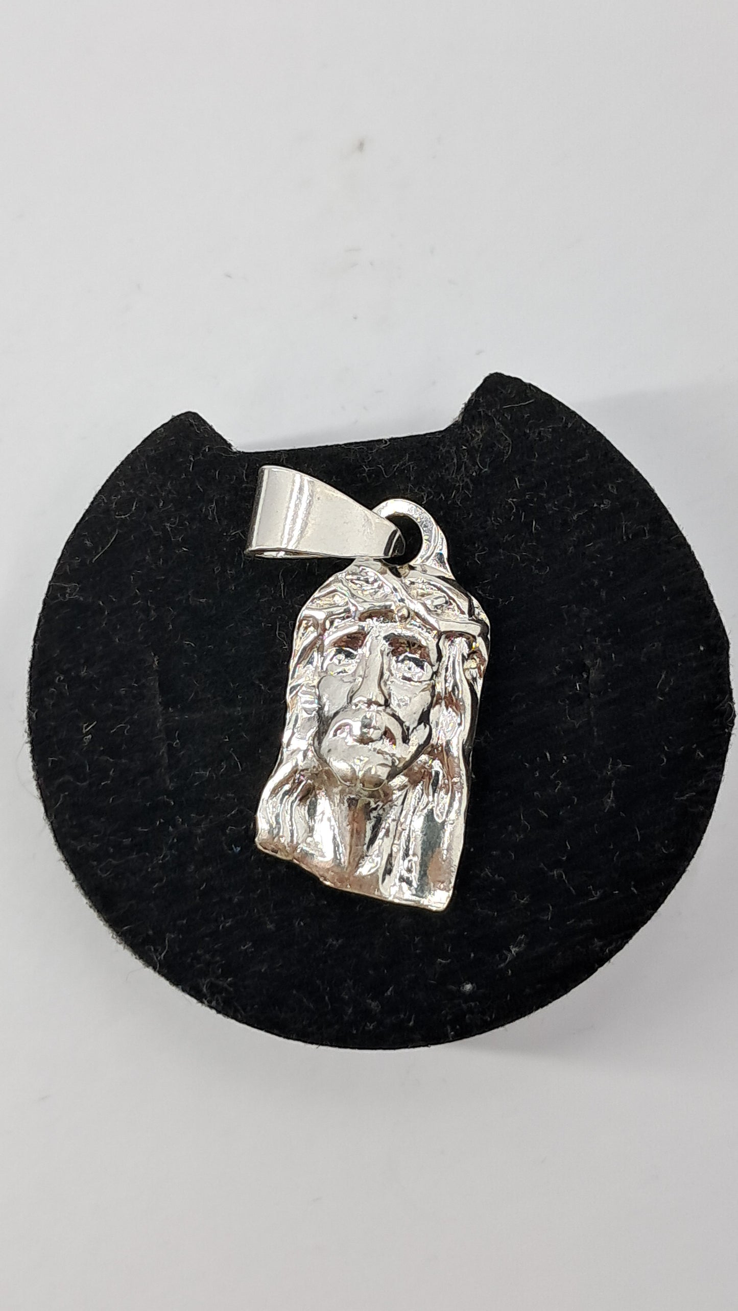Dije Rostro de Cristo – Plata 925 (27 mm)
