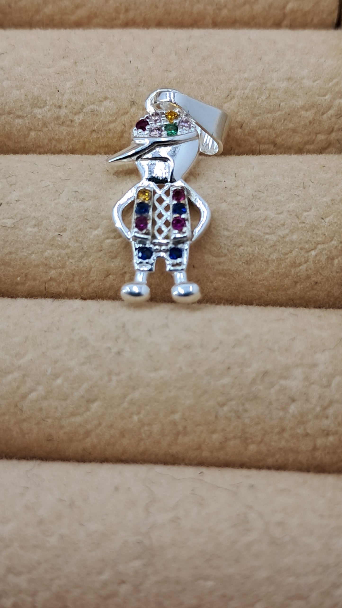 Dije Pequeño Explorador - Plata 925