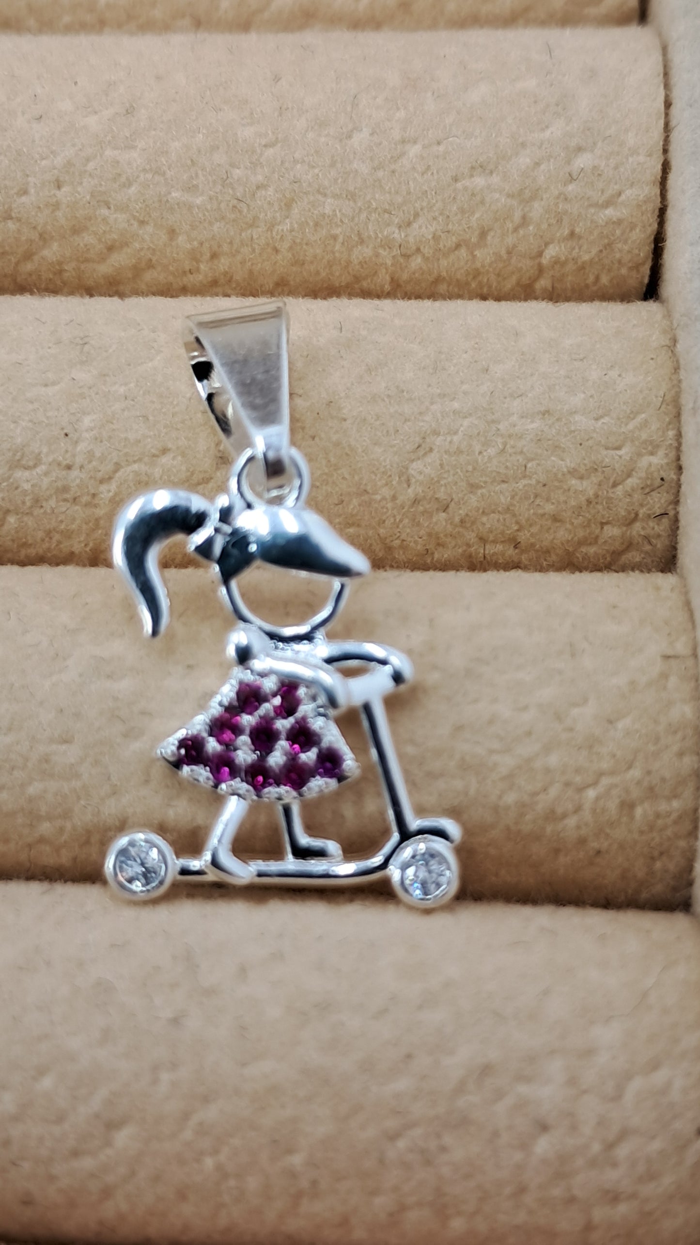 Dije Pequeña Aventurera - Plata 92