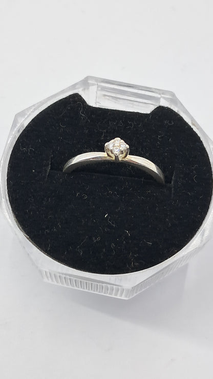 Anillo Solitario Brillante Delicado - Plata 925