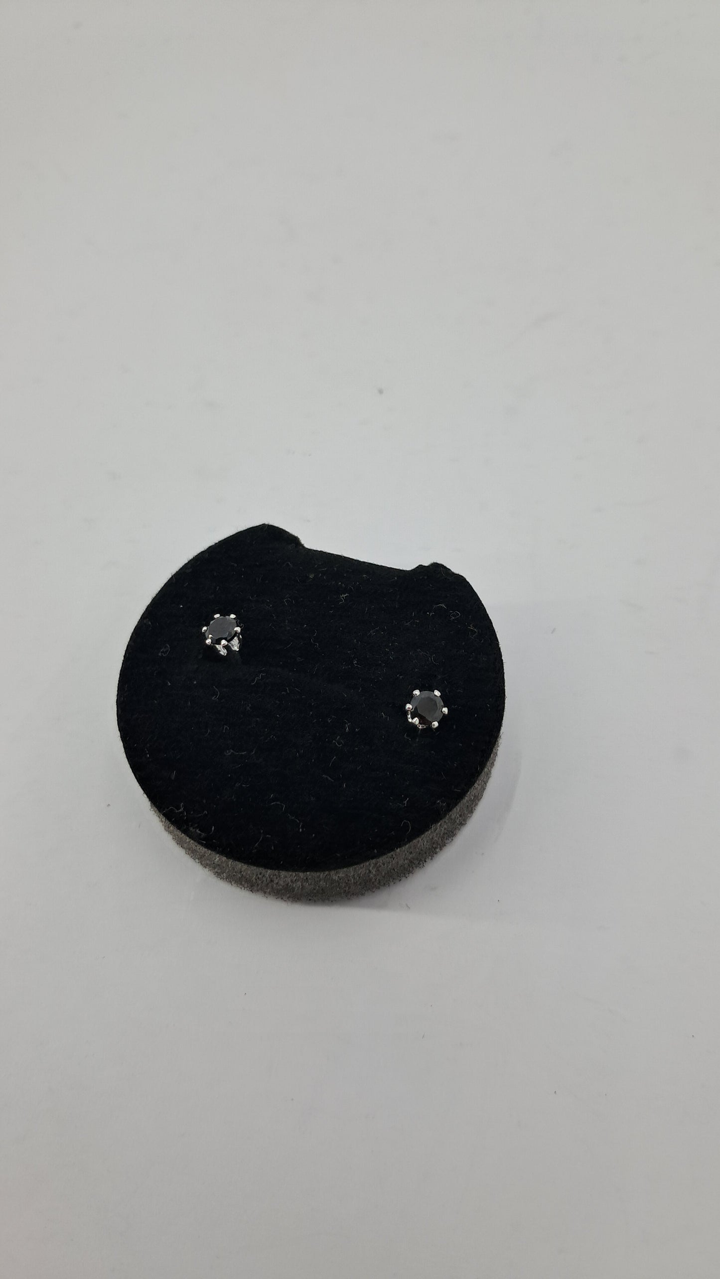 Aros Stardust Noir Negros – Plata 925