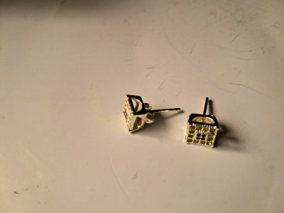 Aros Cuadrados con Detalle Central