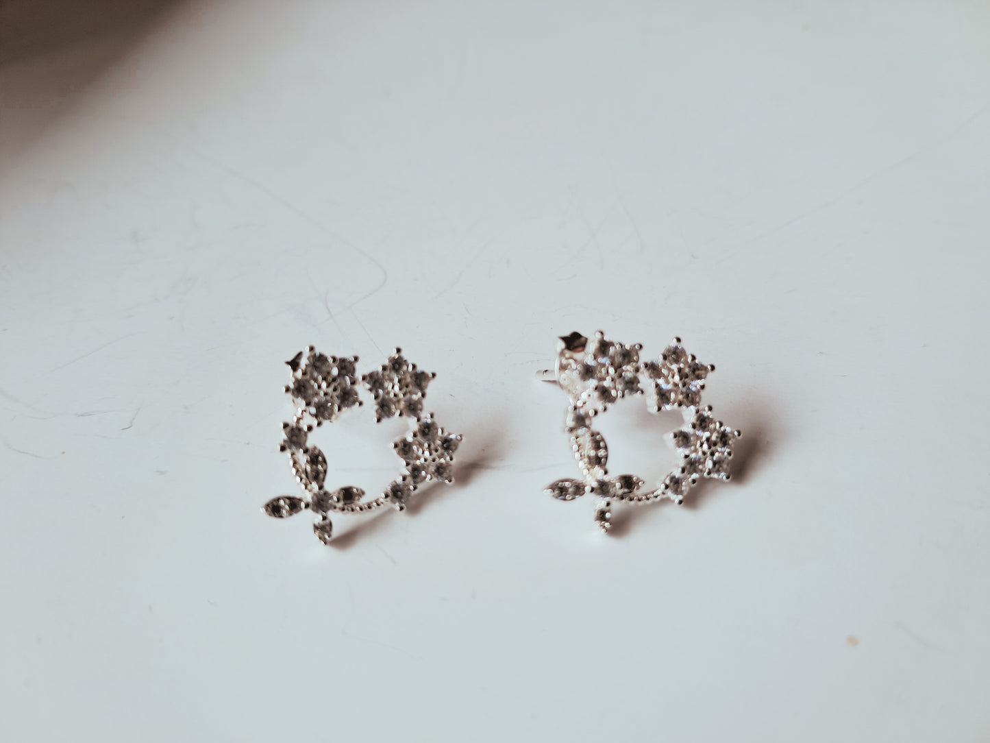 Aros Florales con Circonitas
