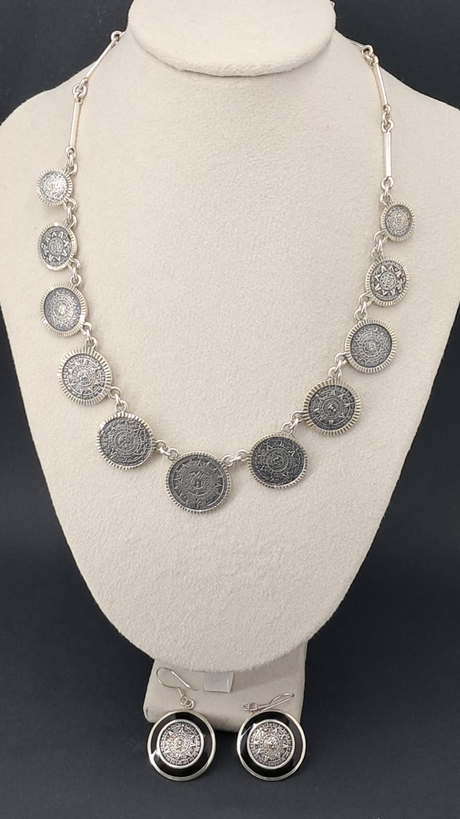 Conjunto Calendario Azteca · Collar + Aros · Plata 925