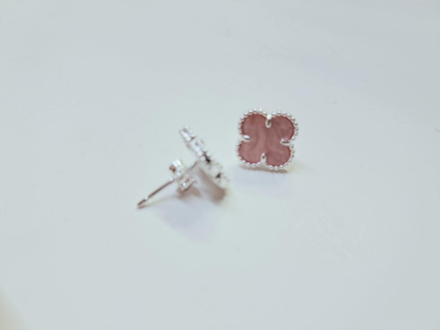 Aros trébol nácar rosado en plata 925 – 1.9 g