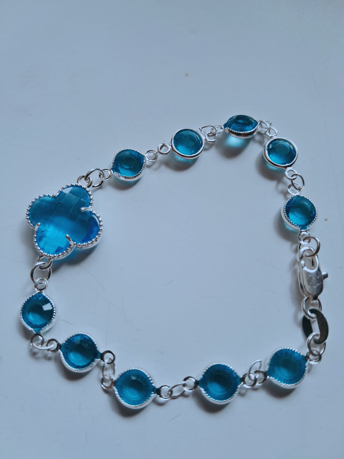 Pulsera trébol celeste en plata 925